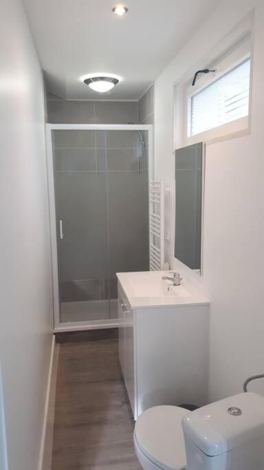 Petit T2 Proche Centre Ville ลารอช-ซูร์-ยง ภายนอก รูปภาพ
